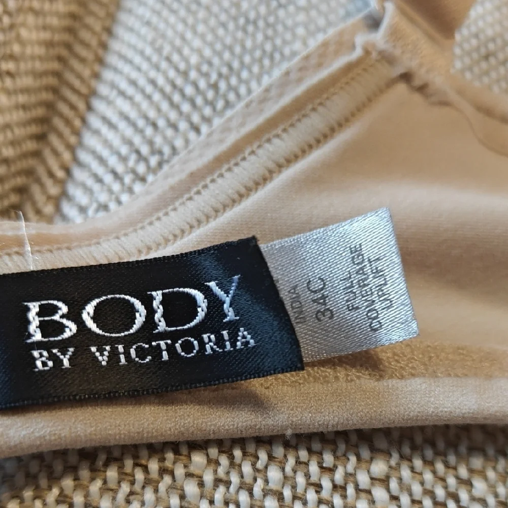 34C Victoria's Secret Full Coverage Uplift Bra - Picture 4 of 5